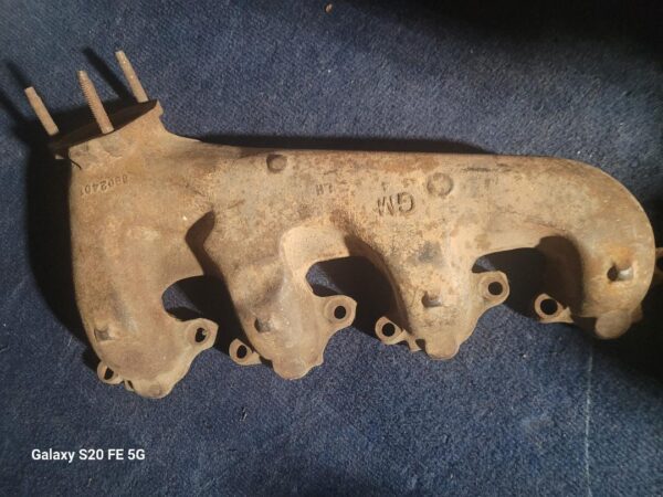 1967 chevelle LH 396 427 #401 exhaust manifold dated Sept 66.