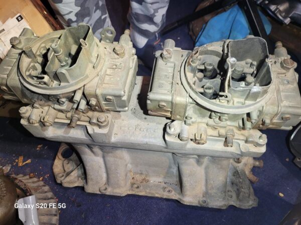 Big block weiand tunnel ram w 4224-9 1970 dated carburetors