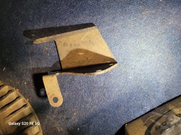 1970 chevelle ls6 bracket 454 power steering pump cradle.  Big block