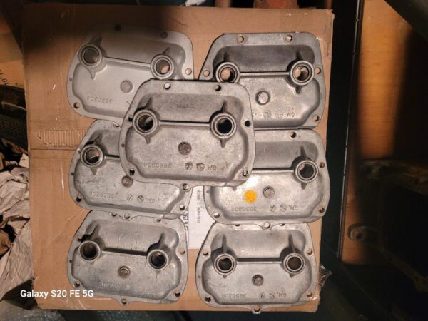 1969 302 396 427 muncie 306 side covers in clean condition