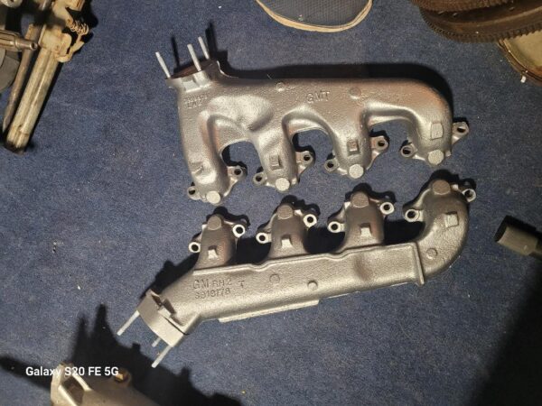 1970 ls6 manifolds.  B 70 feb dates.  2 / 16.