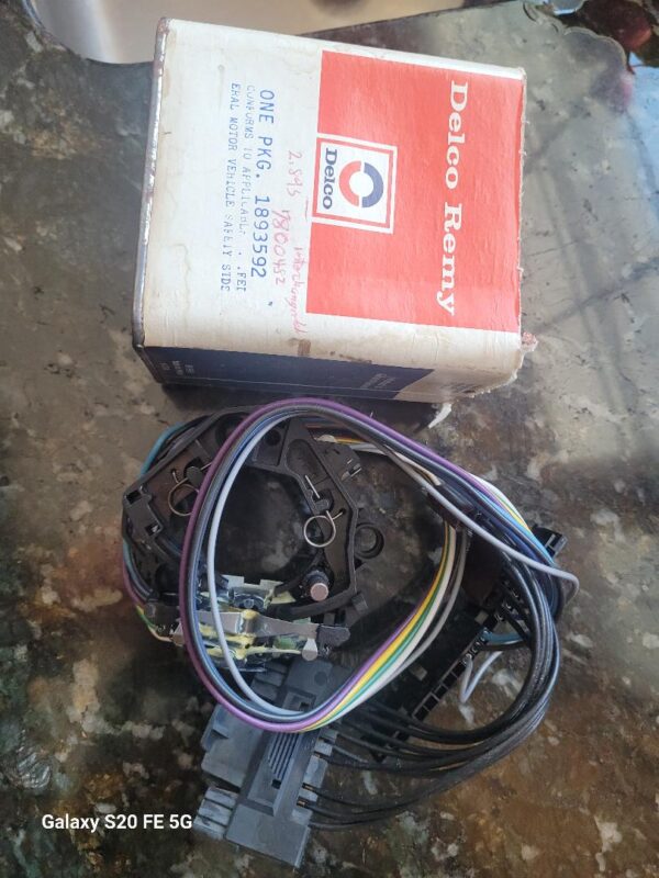 1967 z28 l78   camaro steering column wiring w signal switch. In delco tin.