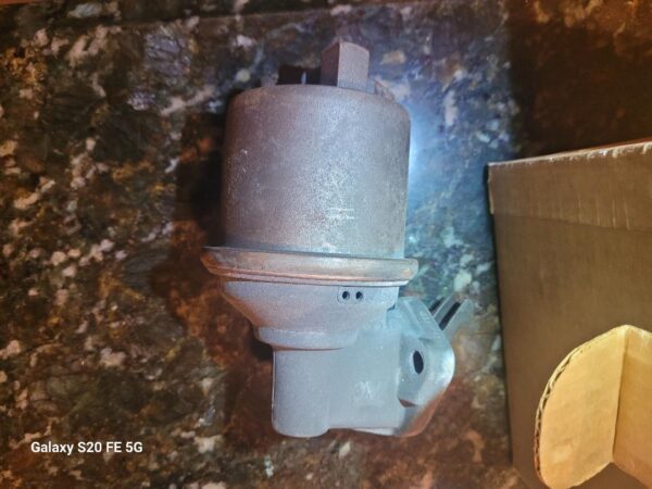 1969. Z28  ac fuel pump 40669. Jh date.  Oct 68