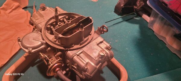 Nos holley carburetor  new 3910.  Dated 761 june 1st 67 date.