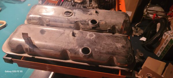 1970 ls5 ls6 valve covers. Straight oem pieces