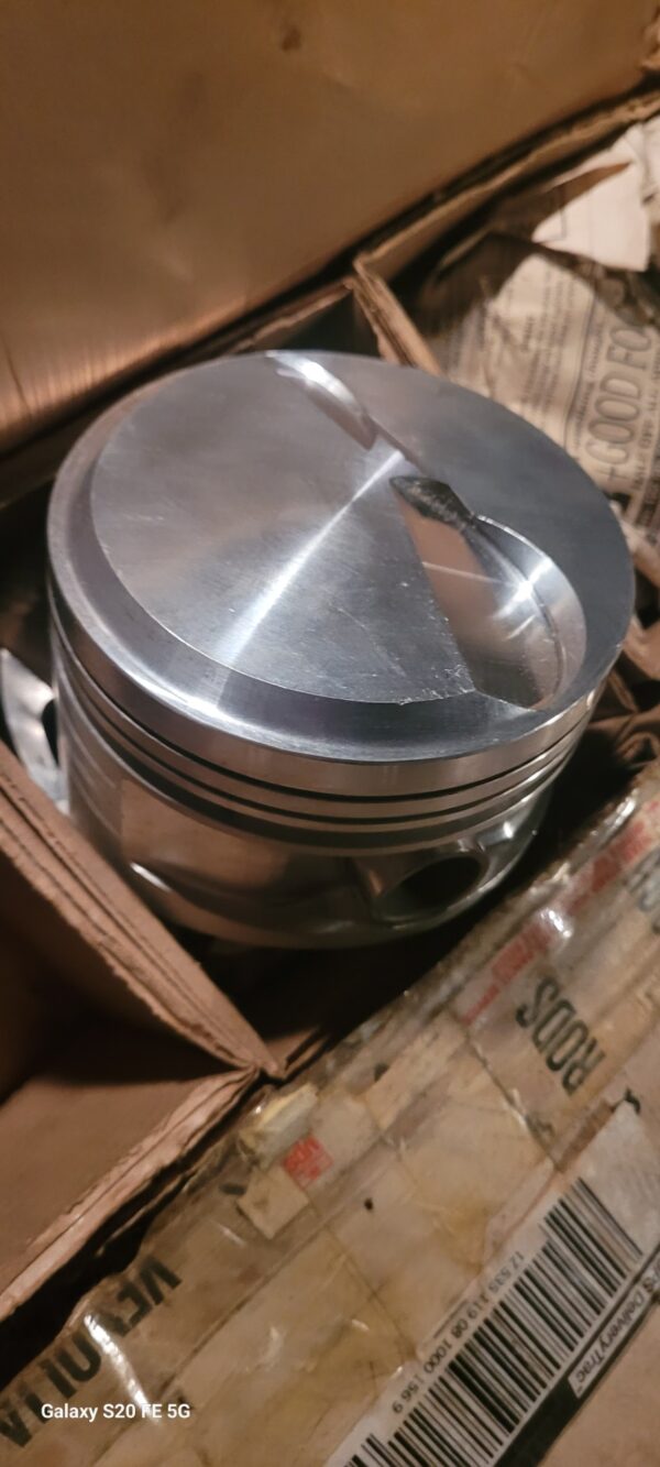 427 nos venolia custom pistons. .120 over.  See sheet for specs. 