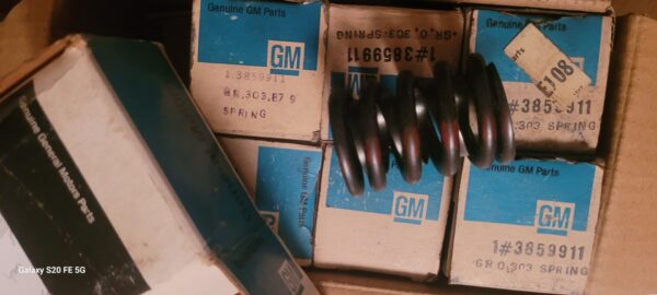 hi perf big block 396 427 454  Set of 16.  Double w red stripe.