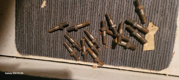 Nos 396 427 454  big block studs for rockers. 16 set.