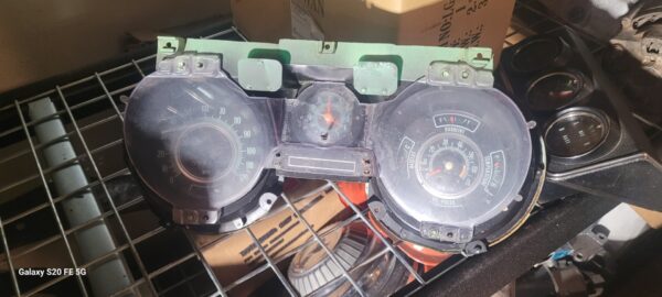 1969 chevelle 6000bredline copo oem tach and gauge cluster