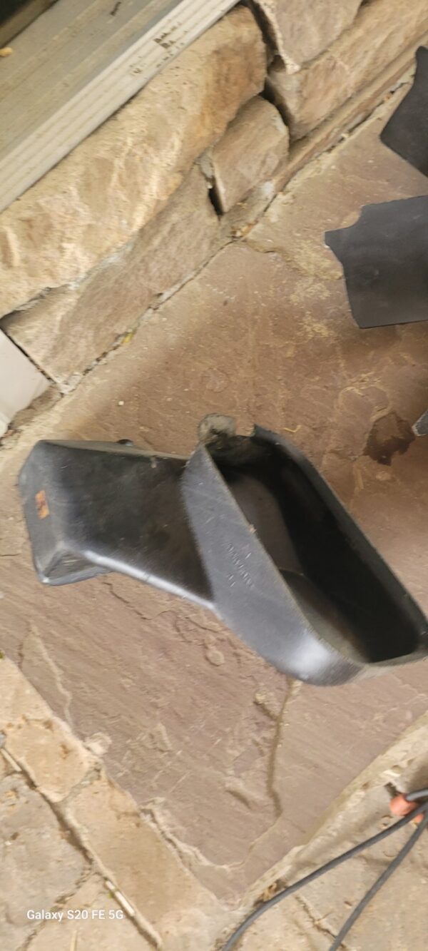 1970 camaro under dash duct in excellent shape. Have entire z28 dash w tach this came from