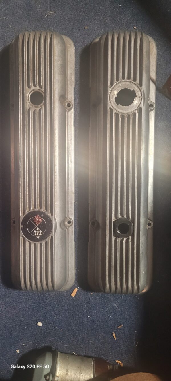 1969 z28 valve covers.  These are the coŕrect ones and are as nice as ive seen