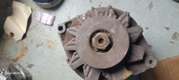 1969 1970 1100837 alternator real deal 9f17  june 17 69 ...no restamps