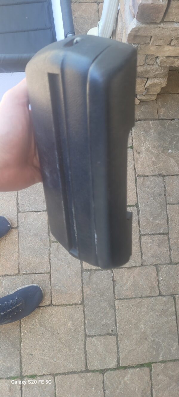 Mint armrest 1970 chevelle hard side to find driver lh..mint base and mint pad.