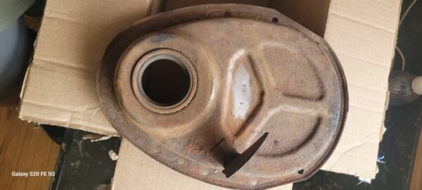 Jan 1 68 z28 timing cover 8 inch hi perf..nice used    302 mo motor camaro..
