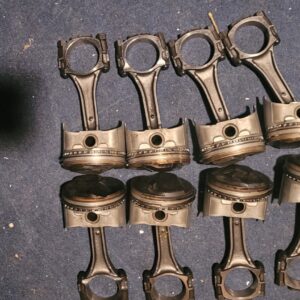 Beautiful set of ls6 454 450hp forged gm pistons w 7/16 dot rods