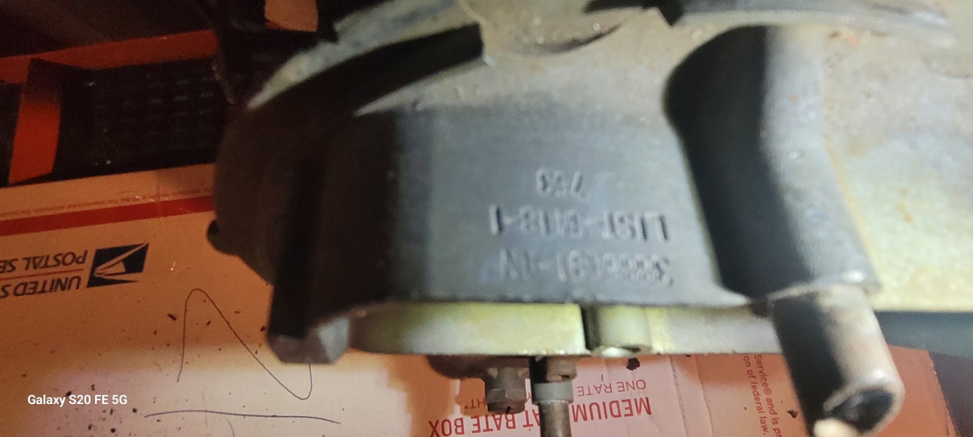 Probably the rarest assembly line holly carburetor ever made..3418 list 67 corvette - Image 3