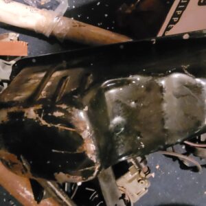 1969 z28 camaro dz  oil pan correct w baffles and reinforcements.  Gm part. 