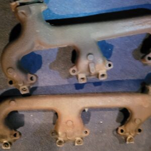 1969 z28 exhaust manifoldd.  Real not repro...look like L208. L118.  DEC 11 AND 20 1968. SMOG #527 826. GREAT DATES