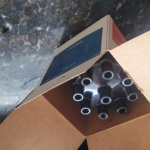 Nos delco remy cap 302 396 427 454  69 70 z28 ls6 and others.  Delco remy script in crclev brand new