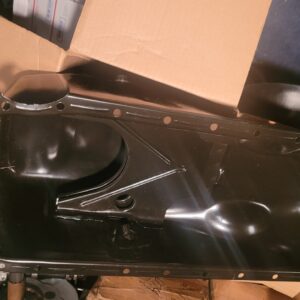 Nos oil pan 69 396 427 and 70 454 ls6. Non corvette.   Black primer.   Like new 