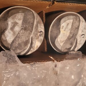 NOS #886 pistons gm 1969 nos open chambered l88 zl1 set of 8 w pins etc. 