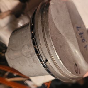 Nos? Set 454 11.25 to 1 cc closed chambered  set of  8 #550 ls6 pistons w rings and pins.  Clean sitting in box marked for a crate ls6.