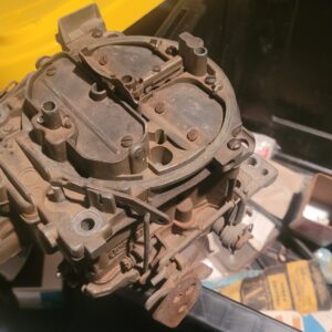 1972 chevelle 4 speed muncie w 454 engine....qjet. march 72 nice clean carburetor