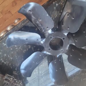 1970 ls6 fan dec 69 dated #772 7 blade..nice original. have restored dated cy  clutches as well