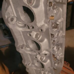 Set of 842 aluminum heads. 7  3[8] 68 dated. Not service dates.   427 396  l89 cars. Many sets to choose from 