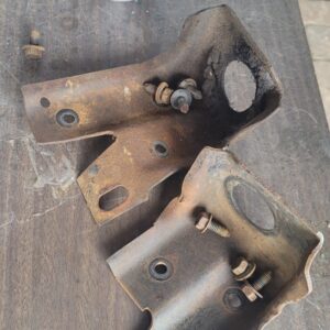 Nice original brackets for 70 chevelle. Radiator support brackets nice round mount bushing holes.  No rust no pits.   W original bolts