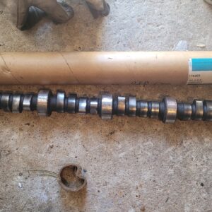 L79 65 to 68 327 350 hp corvette nova 386351  chevelle  gm camshaft. Used in the original tube.  Good shape. 