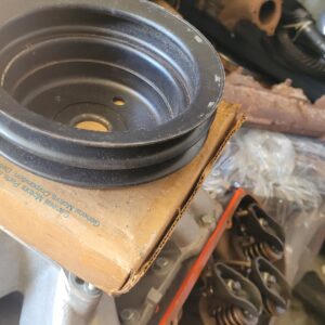 Nos 1969 z28. lower crank pulley #668cg in box. 302 dz. 