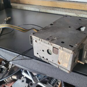 1971 am fm corvette radio as shown 454 good used item..