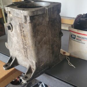 Muncie 1969 may 9 m20 case...w cluster good shape 4 speed parts