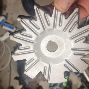 Nos Alt bracket shark fin 1100837z28 l78 ls6 z28. Taken off a nos alt.