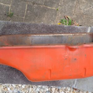 Nos 6 quart 62 to 65 corvette oil pan  never installed. Has a factory braze.no marks on rail no screws ever attached. 