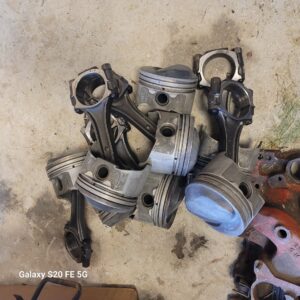 A set of ls7 454 hi perf rods and 7/16 boron bolt dot connecting rods...nice clean rods and oc pistons. Many ls7 motors in stock.