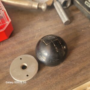 A 1970 chevelle 2 piece bench seat knob for shifter w gear pattern oem part   