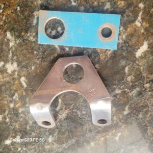 A set of gm part number lift hooks 1969 gm 396 427 cars. All markings as original ..no boat parts or replacemen gm