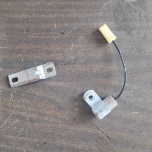 2 nos radio mount pieces w aging  gm ....am id assume late 60s. Most all except corvette