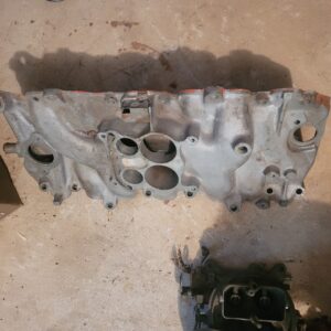 #801 68 69 corvette aluminum intake  oval port q jet nice original 427.