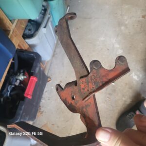 A rare 67 68 396 427 big block smog bracket..difficult to find. W two factory bolts