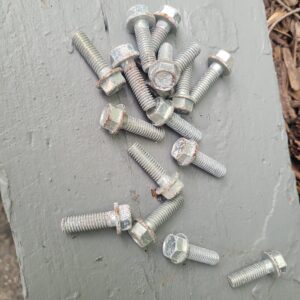 Nos fp intake used on 65 to 67 big block chevy. White  Oxidized and have some light rusting as shown  but no evidence of being used .