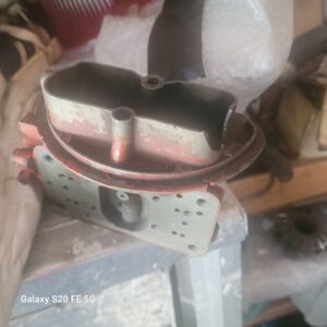 992 tri power holley corvette 427 end carb #3659 992 date. Have a second same date in another ad.  Has broken casting