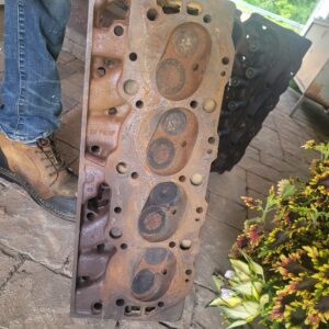 858 66 cylinder casting head ..squareport 425hp. Feb 66 date. 300 in stock !