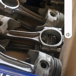 Pink rods w z28 pistons std bore trw originals. O rods pretty clean parts. Great price