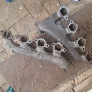 A pair of the nicest 68 396 427 manifolds...look nos. Smog. K 7 7 k 8 7 one day apart. Nov 67 dates. None better