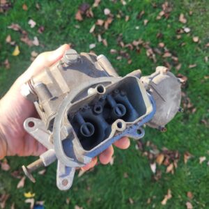 End carburetor holley 3x2 tri power....3659. 792. Complete w vaccuum pod. Many dates and sets