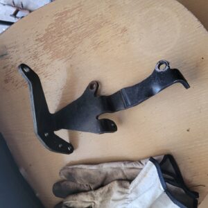 Smog pump bracket 67 68 big block looks like.