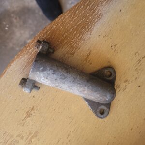 #533 smog diverter w rsc oem bolts. 302 396 427 454.